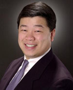 Headshot of Laurence Huang, MD